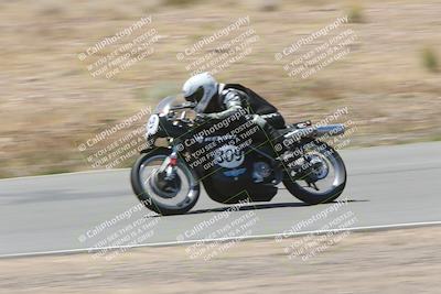 media/Apr-20-2025-AHRMA (Sun) [[393a79c373]]/Race/Group 4/Turn 4b/